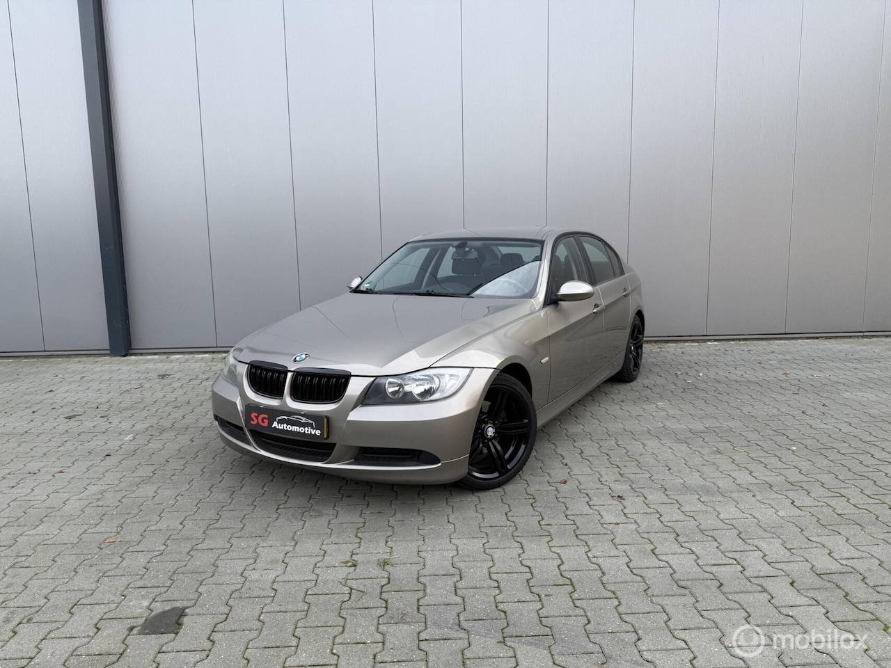 BMW 3-serie - 318i jaar apk - AutoWereld.nl