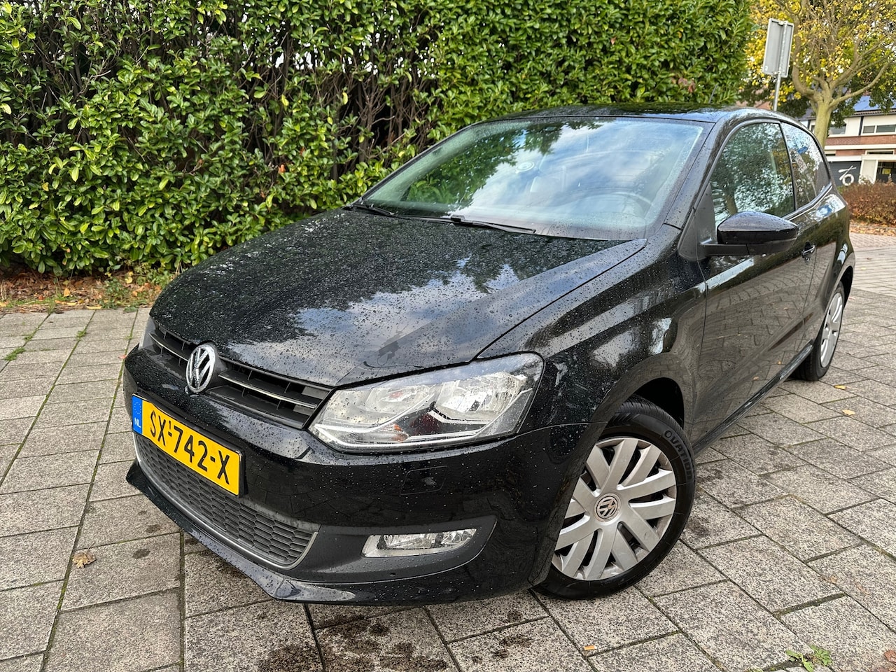 Volkswagen Polo - MET NET NIEUW KETTING, CRUISE CONT, CLIMA & JAAR APK! - AutoWereld.nl