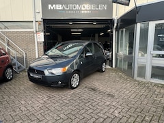 Mitsubishi Colt - 1.3 Edition Two/1 Jaar APK/98DKM/NAP/Lichte zijschade