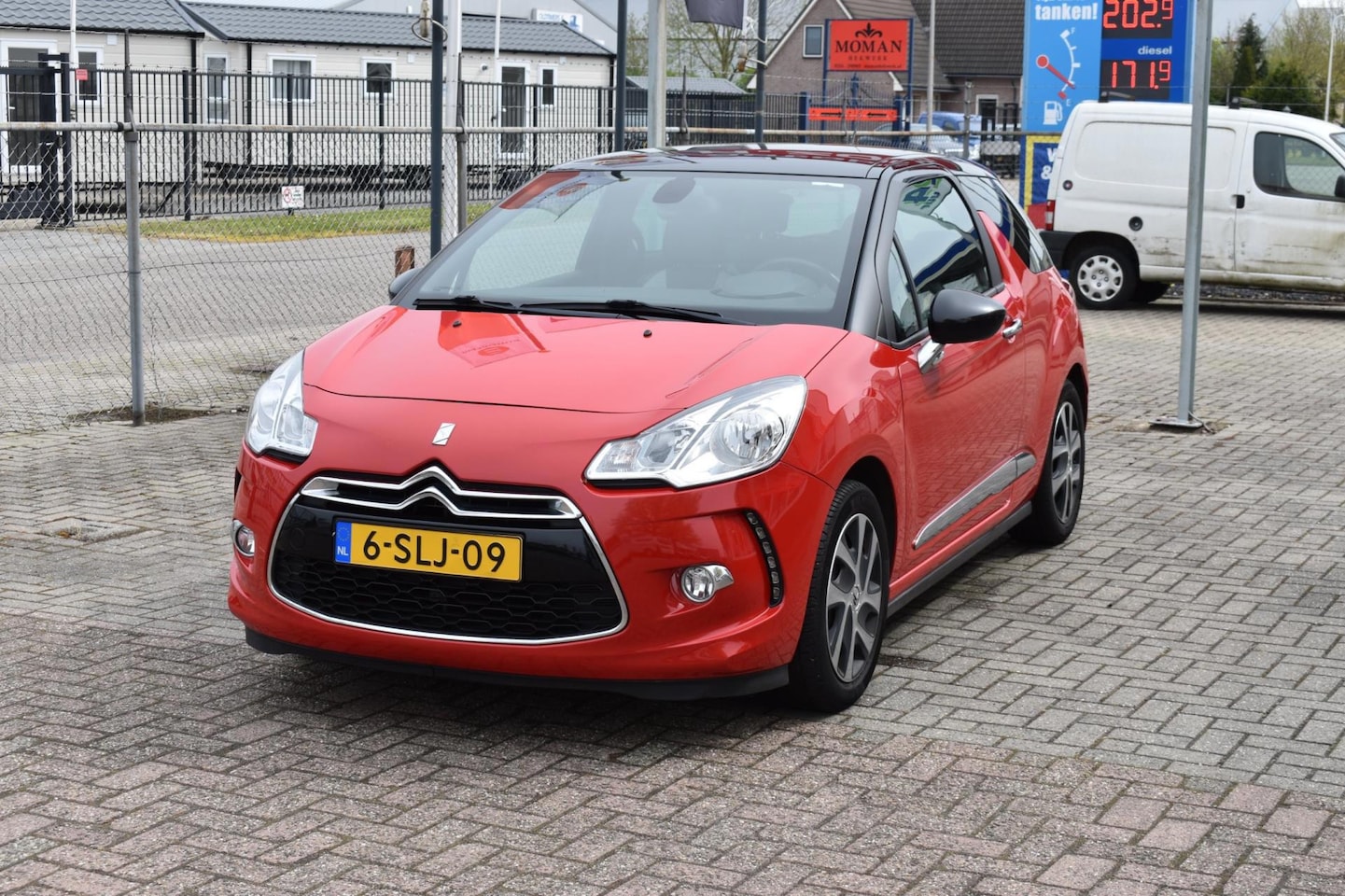 Citroën DS3 - 1.2 VTi So Chic 1.2 VTi So Chic - AutoWereld.nl