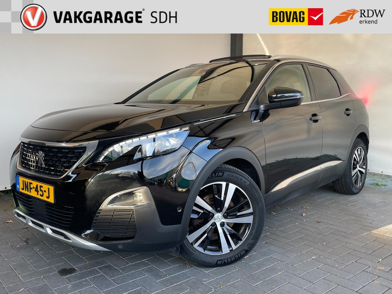 Peugeot 3008 - 1.2 PureTech Crossway GT-Line|Panoramadak|Lederen bekleding|Elek. Kofferbak - AutoWereld.nl