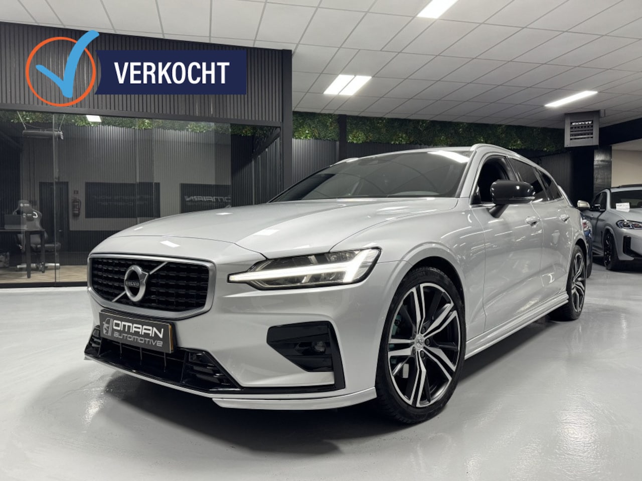 Volvo V60 - 2.0 B4 R-Design 2021 Automaat Lane Acc - AutoWereld.nl