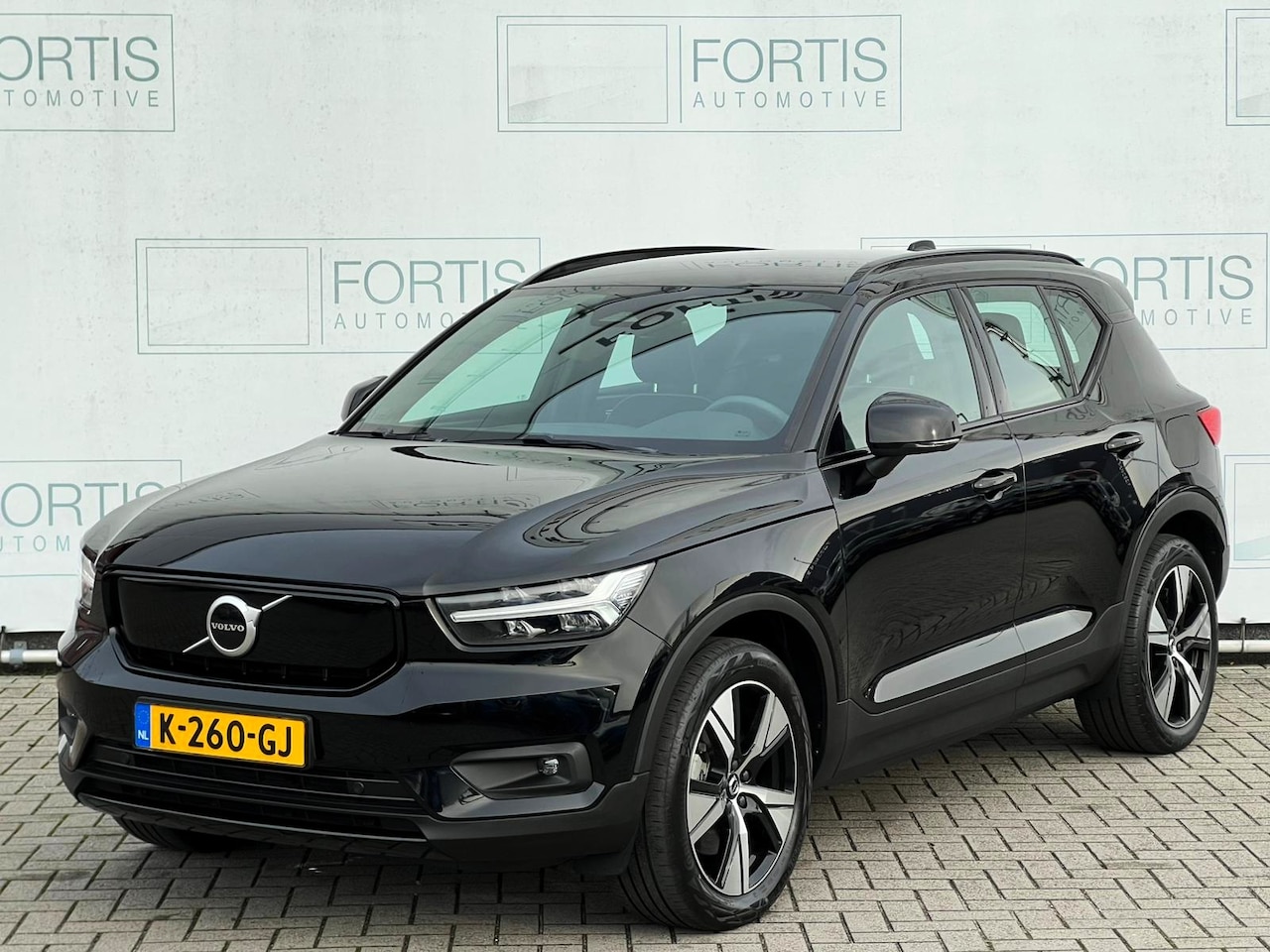 Volvo XC40 - Recharge P8 AWD R-Design NL-AUTO | GOOGLE AUTOMOTIVE | WARMTEPOMP - AutoWereld.nl