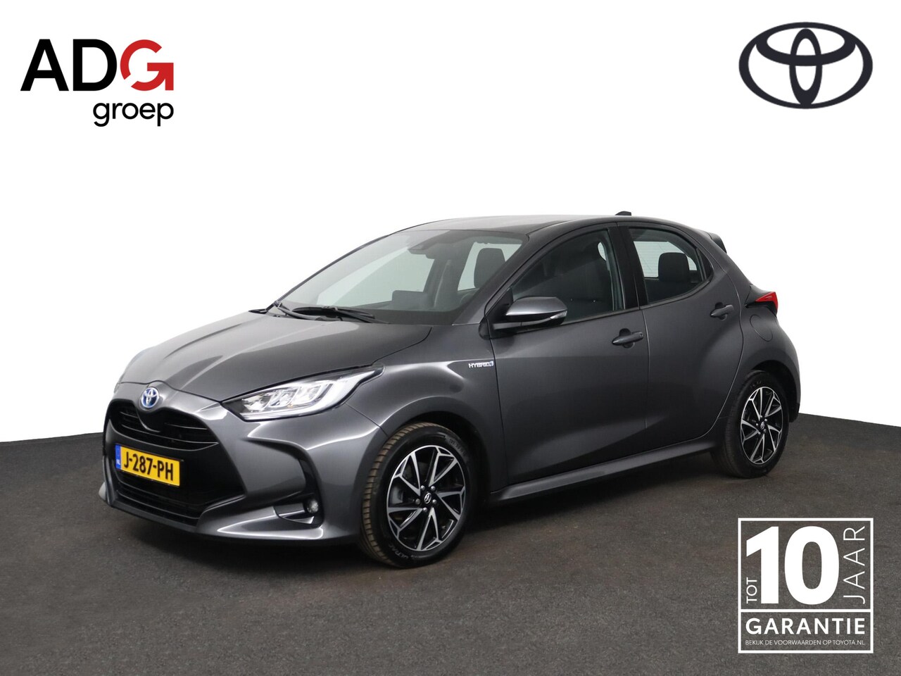 Toyota Yaris - 1.5 Hybrid First Edition | Navigatie | LED verlichting | Keyless entry | - AutoWereld.nl