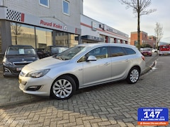 Opel Astra Sports Tourer - 1.4 BLITZ / Navigatie /