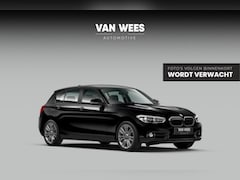 BMW 1-serie - 118i F20 Executive Facelift Sport | LED | 17 inch | Trekhaak | Stoelverwarming | Sportstuu