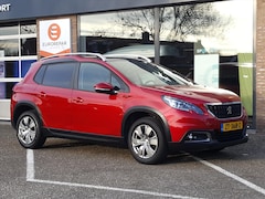 Peugeot 2008 - 1.2 PureTech 110pk Signature AUTOMAAT EAT6 Navigatie | TREKHAAK | Apple Carplay & Android
