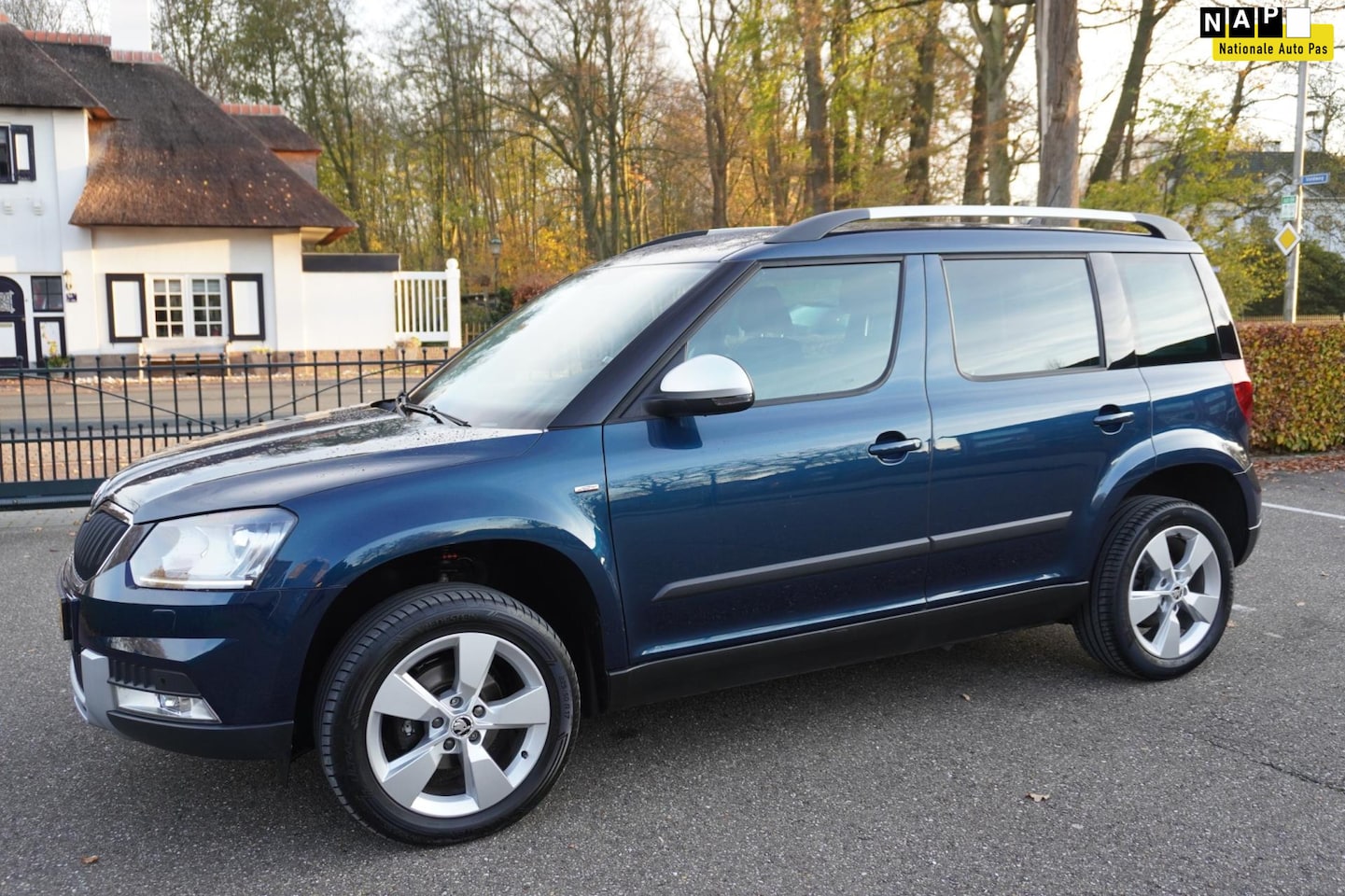 Skoda Yeti Outdoor - 1.4 TSI Greentech JOY Drive Automaat Xenon Navi Climat Cruise Trekhaak - AutoWereld.nl
