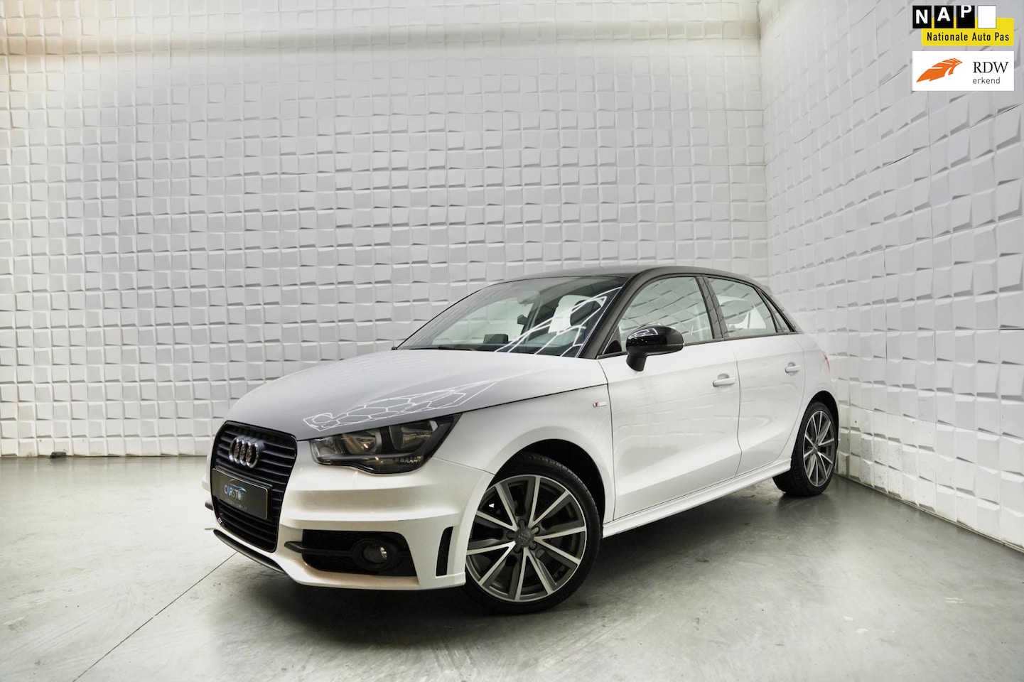 Audi A1 Sportback - 1.2 TFSI S LINE 5DRS AIRCO NAVI NAP - AutoWereld.nl