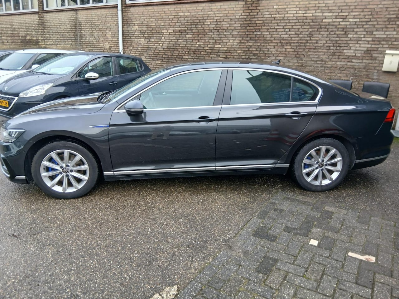 Volkswagen Passat - 1.4 TSI PHEV GTE Business HYBRID ELEKTRO BENZINE - AutoWereld.nl