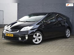 Toyota Prius - 1.8 Life Hybrid, Leder, Navigatie, Camera