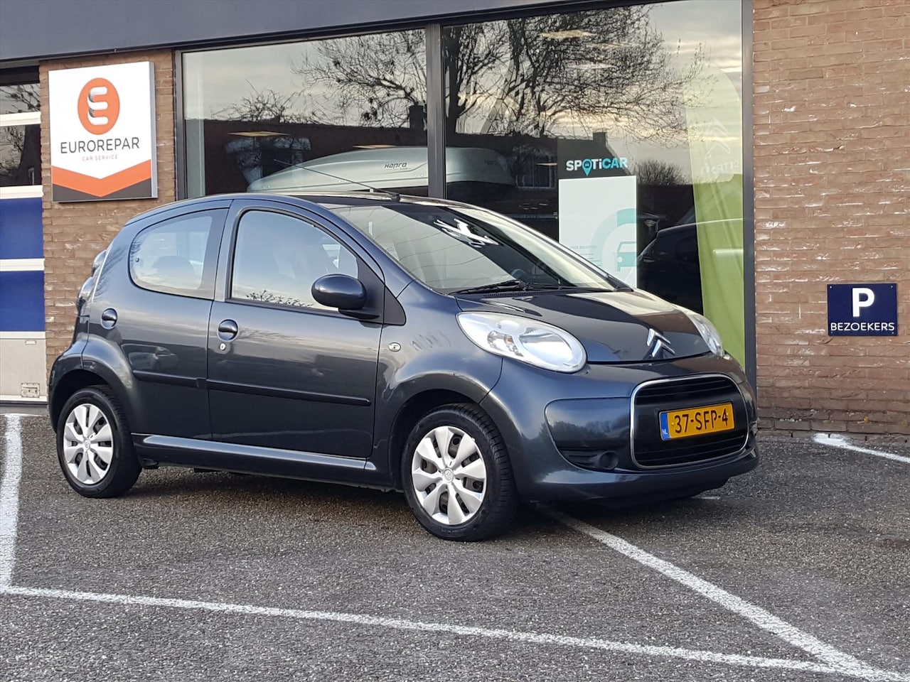 Citroën C1 - 1.0i 68PK 5D Ambiance Airco | Radio/CD-Speler | Stootstrips | Nieuwe voorbanden - AutoWereld.nl