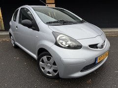 Toyota Aygo - 1.0-12V