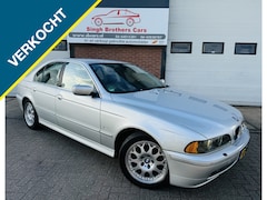 BMW 5-serie - 530i EXE AUT LEER NAVI XENON Y-TIMER INRUIL MOG