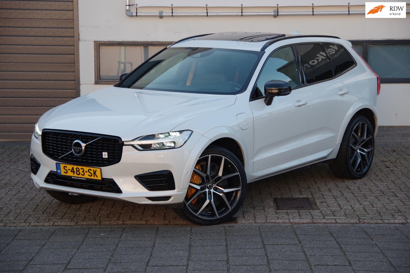 Volvo XC60 - 2.0 T8 Twin Engine AWD Polestar Engineered 2.0 T8 Twin Engine AWD Polestar Engineered - AutoWereld.nl