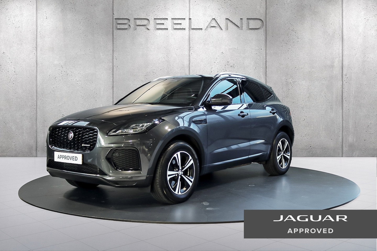 Jaguar E-Pace - P300e R-Dynamic S | Panoramadak | ACC | Meridian™ - AutoWereld.nl