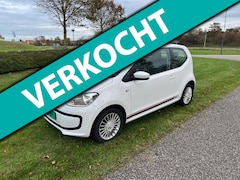 Volkswagen Up! - 1.0 move up met panorama dak