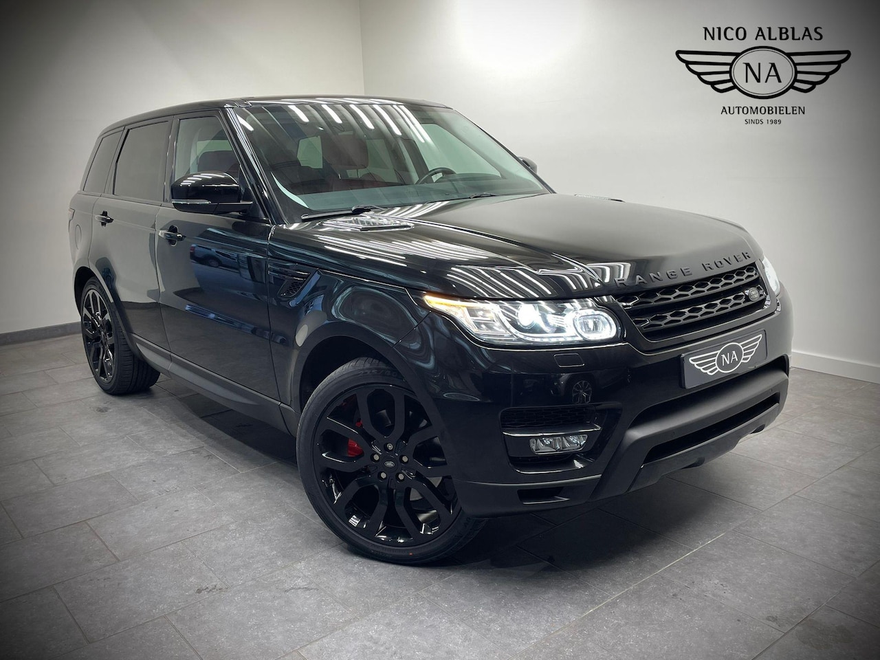 Land Rover Range Rover Sport - 3.0 V6 S/C HSE Black line, 22 inch, SVR pack, Panorama, DVD - AutoWereld.nl