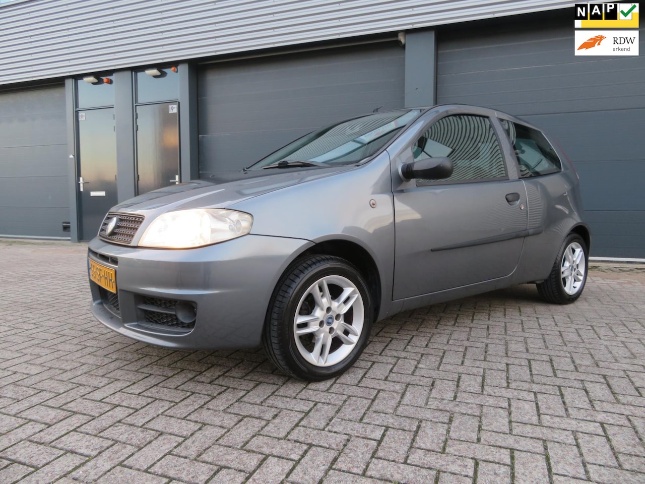 Fiat Punto - 1.2 Navigator nieuwe apk 2026 - AutoWereld.nl