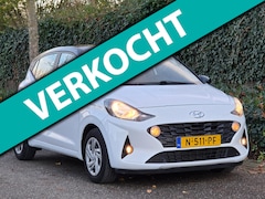 Hyundai i10 - Android CarPlay Navi Zwart dak Stuurverwarming NAP 1e Eig Line Assist Airco Cruise Control