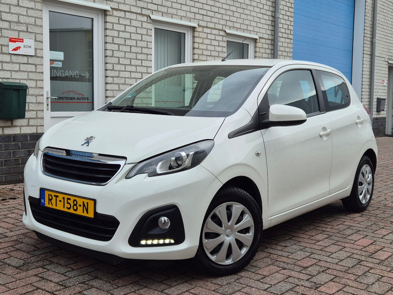 Peugeot 108 - 1.0 e-VTi Airco-Led-Bluetooth-N.A.P-Bj2018 - AutoWereld.nl