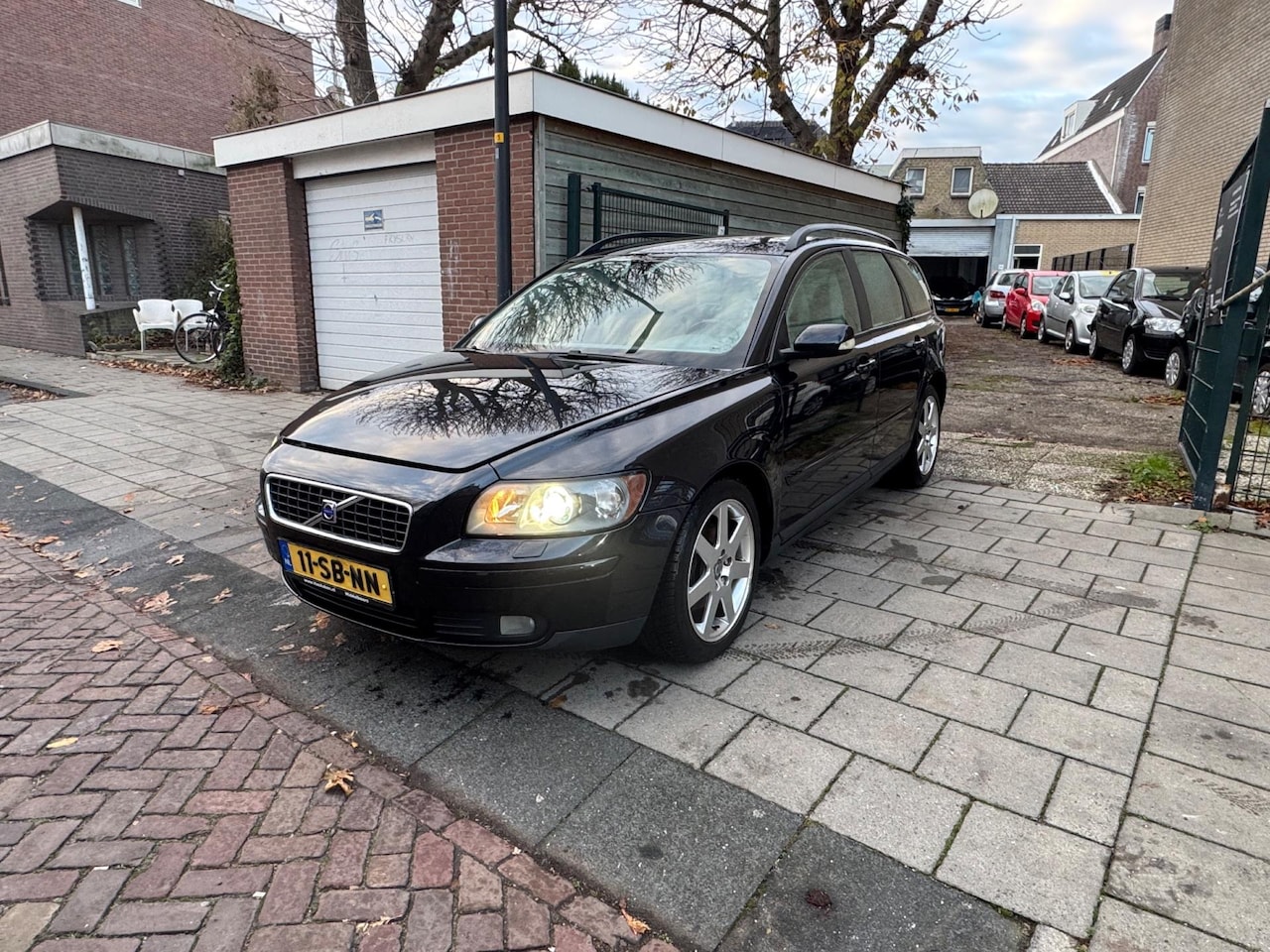 Volvo V50 - 2.4i benzine handgeschakeld 5deurs nap! - AutoWereld.nl