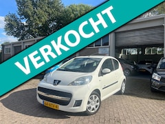 Peugeot 107 - 1.0-12V Millesim 200 Airco/ Centrale Verg/ Uniek NAP 2e eigenaar