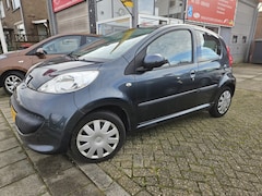 Peugeot 107 - 1.0-12V XS