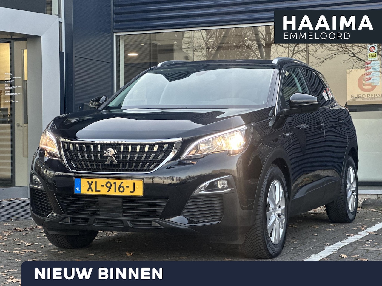 Peugeot 3008 - 1.2 PureTech Blue Lease Executive | Trekhaak | Navigatie | Climate Control | Cruise Contro - AutoWereld.nl