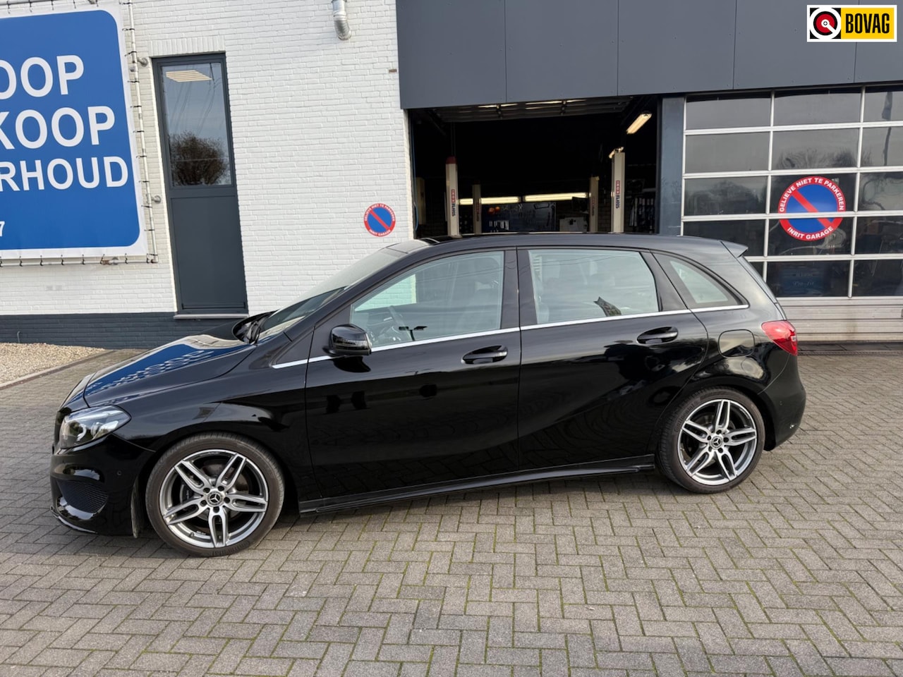 Mercedes-Benz B-klasse - 180 Business Solution AMG Automaat 1e eig. - AutoWereld.nl