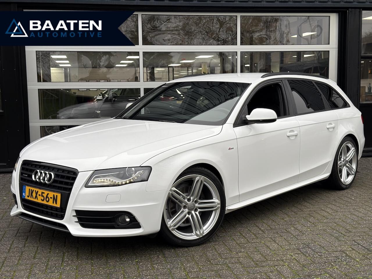 Audi A4 Avant - 2.0 TFSI quattro S-Line 211pk *42.000km*|S-Line|B&O|Carplay|Trekhaak|UNIEK| - AutoWereld.nl