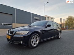 BMW 3-serie Touring - 320i NAVI PSENSOR LEDER CRUISE 2 X SLEUTELS