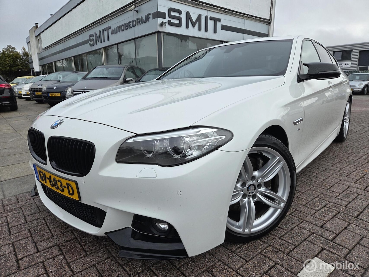 BMW 5-serie - 528i M Sport Ed. High Exec. Leder/Pano/NLAuto - AutoWereld.nl