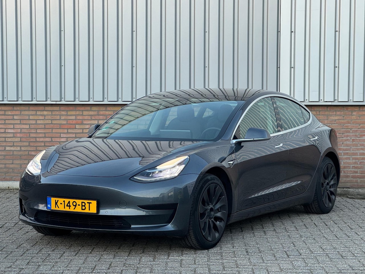 Tesla Model 3 - Standard RWD Plus 92% SoH/ LFP/ 1ste Eigenaar - AutoWereld.nl