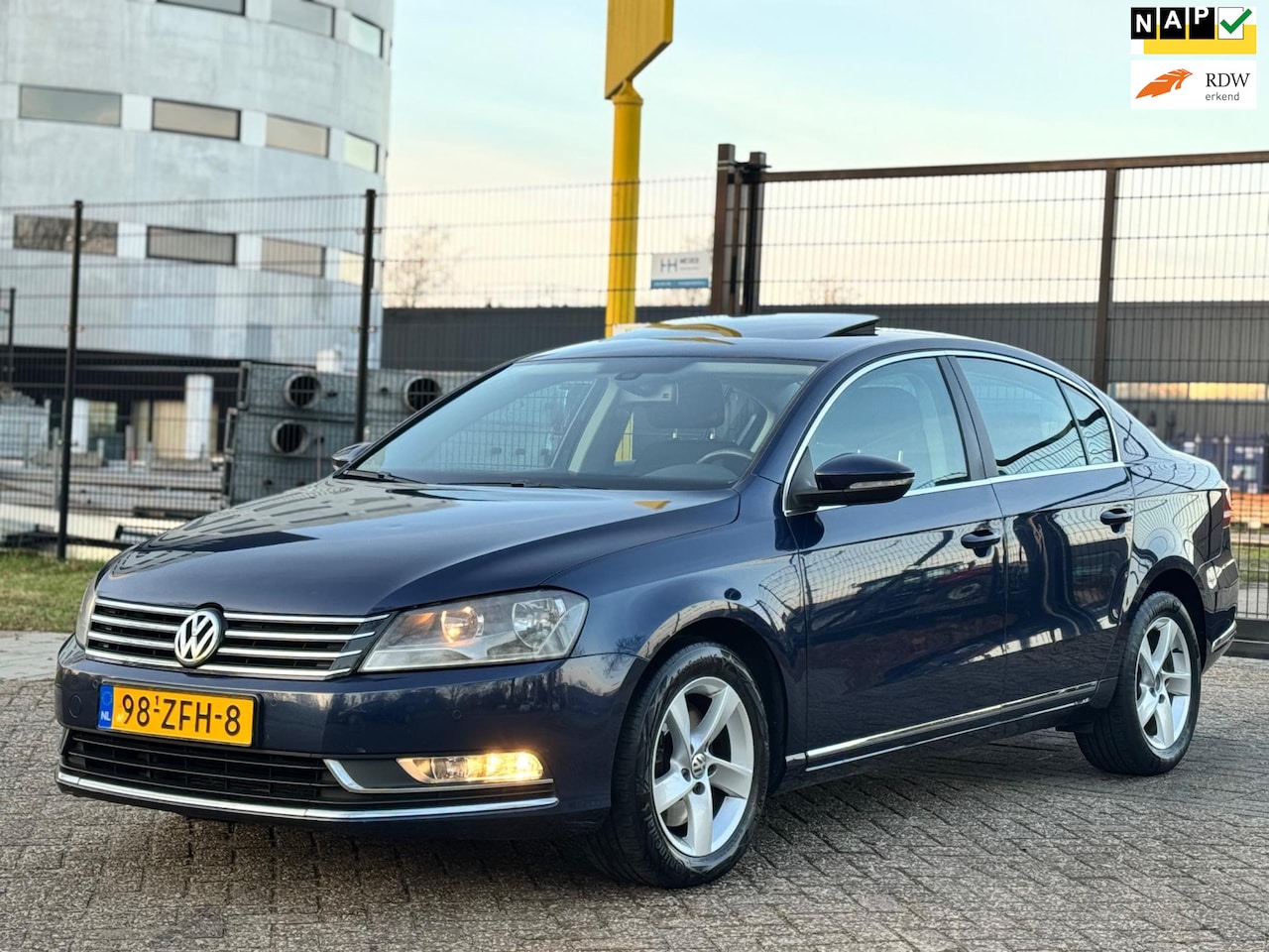 Volkswagen Passat - 1.4 TSI Comfortline BlueMotion|AUT|SCHUIFDAK|NAVI|PSENSOR - AutoWereld.nl