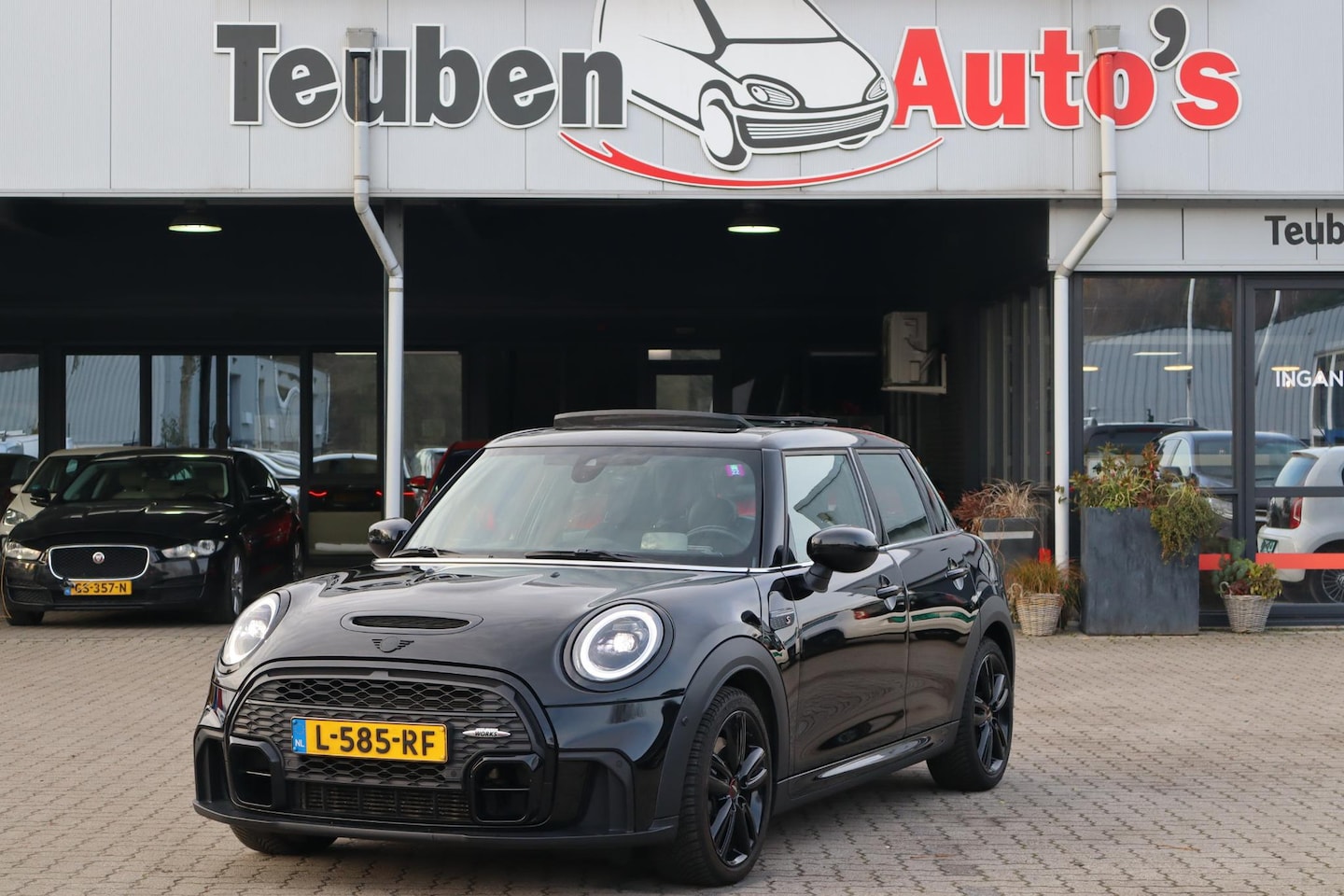 MINI Cooper S - Mini 2.0 John Cooper Works Panoramadak, Schuif- kanteldak, Climate control, Stoelverwarmin - AutoWereld.nl