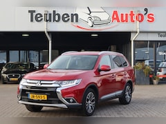 Mitsubishi Outlander - 2.0 Instyle 7 Persoons, Schuif- kanteldak, Camera, Navigatie, Lederen interieur
