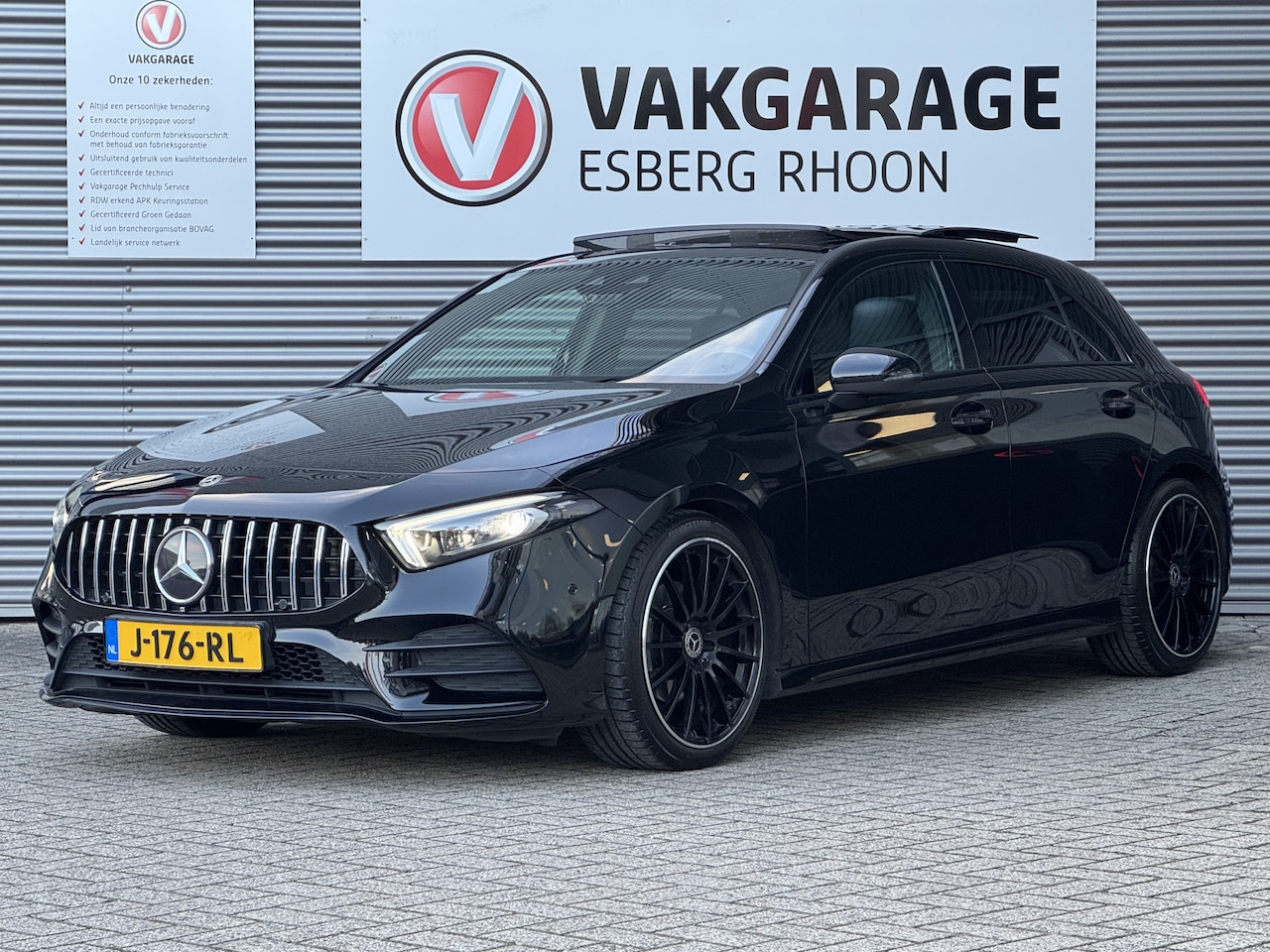 Mercedes-Benz A-klasse - 180 Business Solution AMG 180 Business Solution AMG AMG,PANO,MBUX,NAV/CAM - AutoWereld.nl