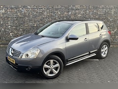 Nissan Qashqai - 2.0 AUTOMAAT 4WD PANO TREKHAAK