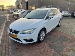 SEAT Leon ST - 1.6 TDI Style Business Intense Automaat 2019