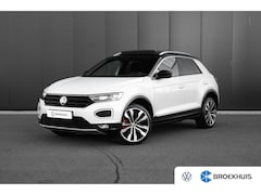 Volkswagen T-Roc - 1.5 TSI Sport DSG | Panorama Dak | Apple Carplat | Camera |