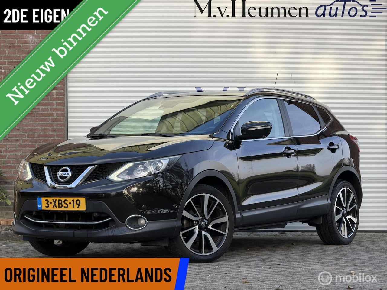 Nissan Qashqai - 1.2 Premier Edition Pano 19'' Leder Keyless 360 Camera - AutoWereld.nl