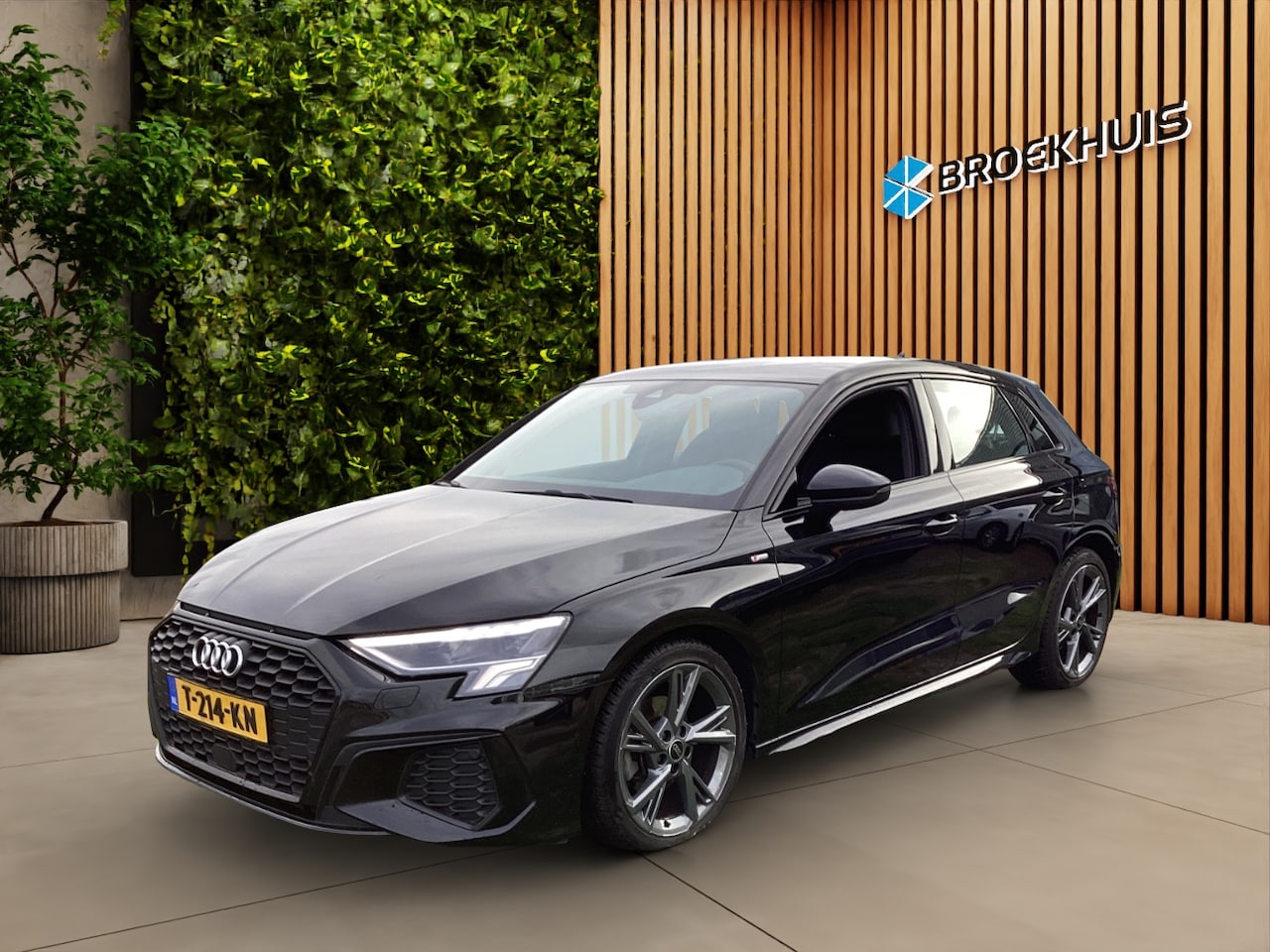 Audi A3 Sportback - 30 TFSI S edition | Black optiek | Adaptive Cruise | LED | Sportstoelen | 18" Velgen - AutoWereld.nl