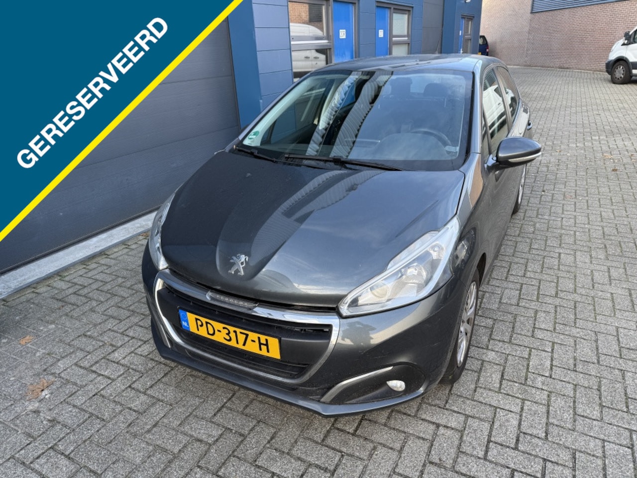 Peugeot 208 - 1.2 PureT BlueLion Navi EltrPkt Nwe APK 11-‘26!! - AutoWereld.nl