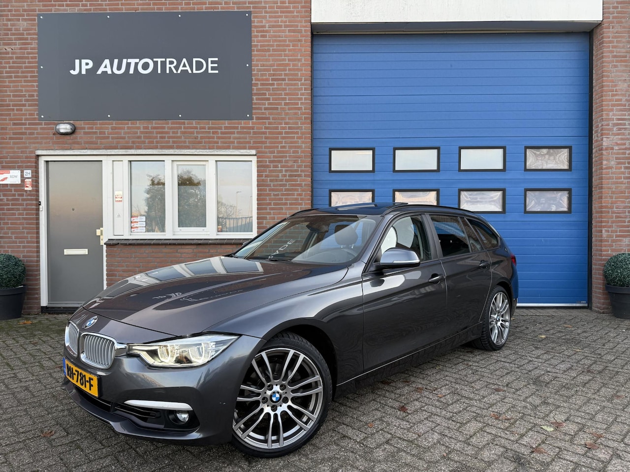 BMW 3-serie Touring - 318i Corporate Lease Executive 318i Corporate Lease Executive - AutoWereld.nl