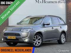 Mitsubishi Outlander - 2.0 PHEV Intense + Adaptive Cruise Schuif/kanteldak Leder Camera Trekhaak