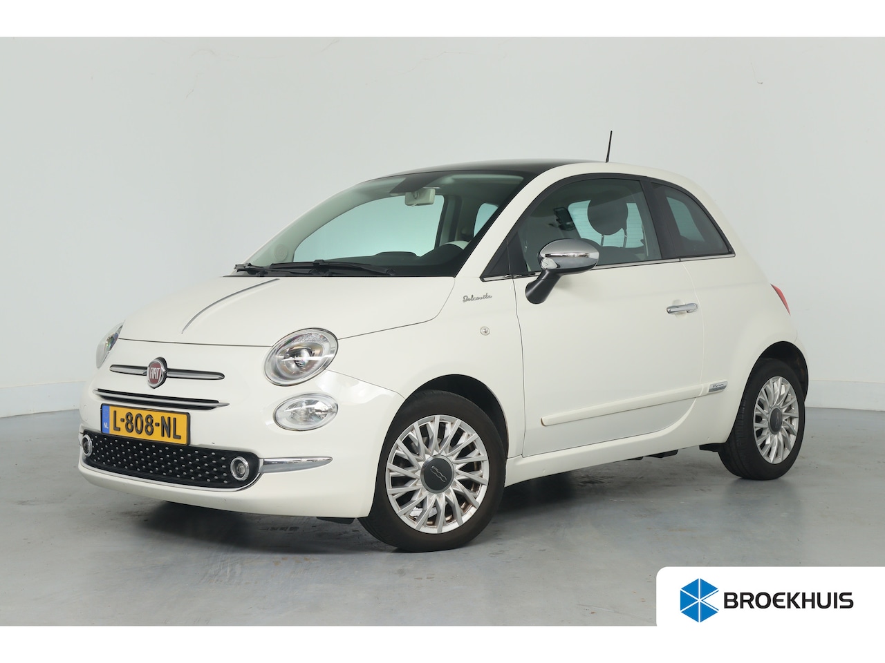 Fiat 500 - 1.0 Hybrid Dolcevita | Dealer Onderhouden! | Panorama Dak | Cruise Control | Xenon | Navi - AutoWereld.nl