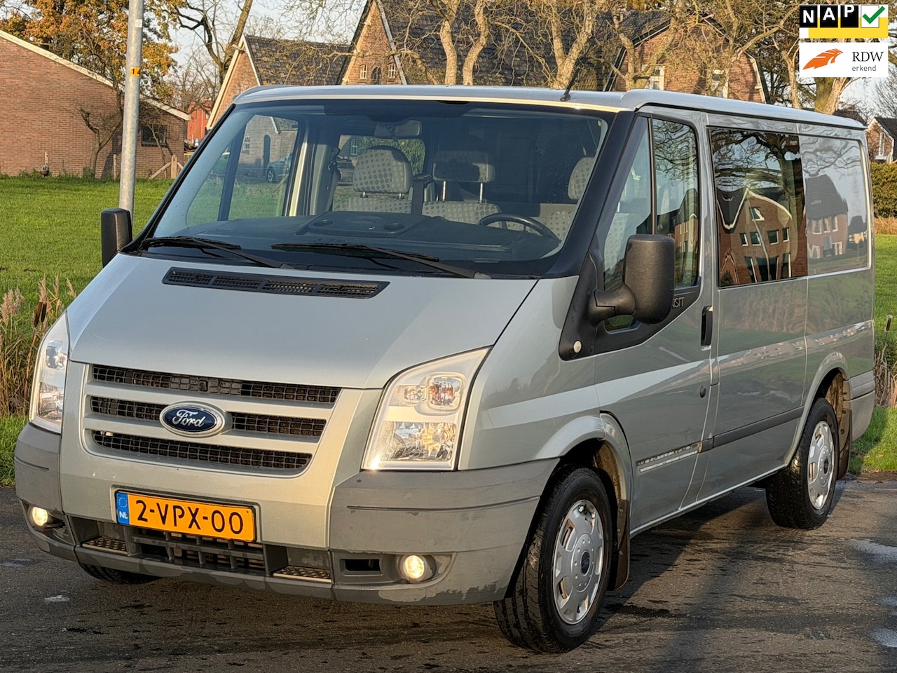Ford Transit - 260S 2.2 TDCI Ambiente DC 6Pers | Nap | Airco Netjes - AutoWereld.nl