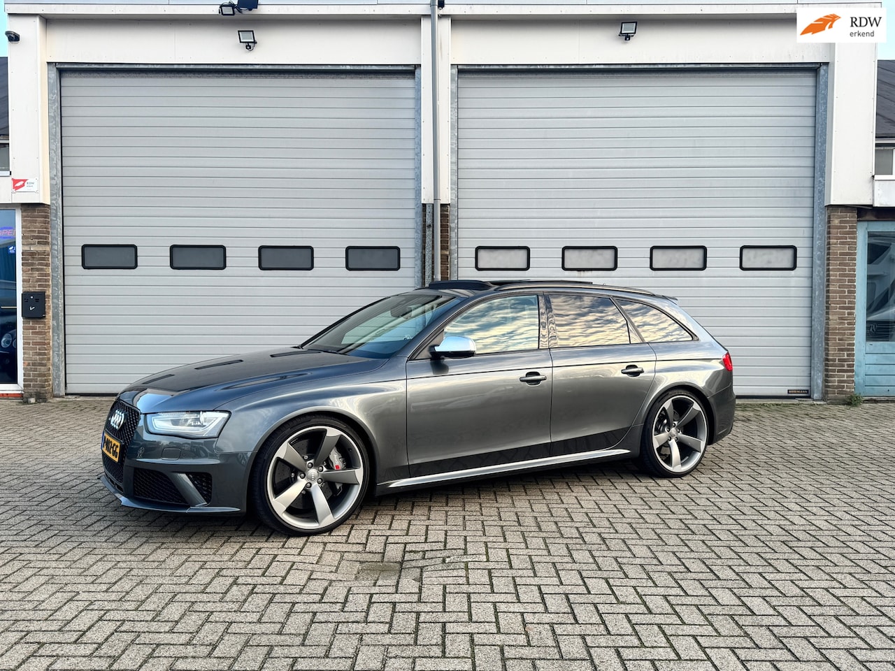 Audi A4 Avant - 4.2 FSI RS4 quattro 4.2 FSI RS 4 quattro - AutoWereld.nl