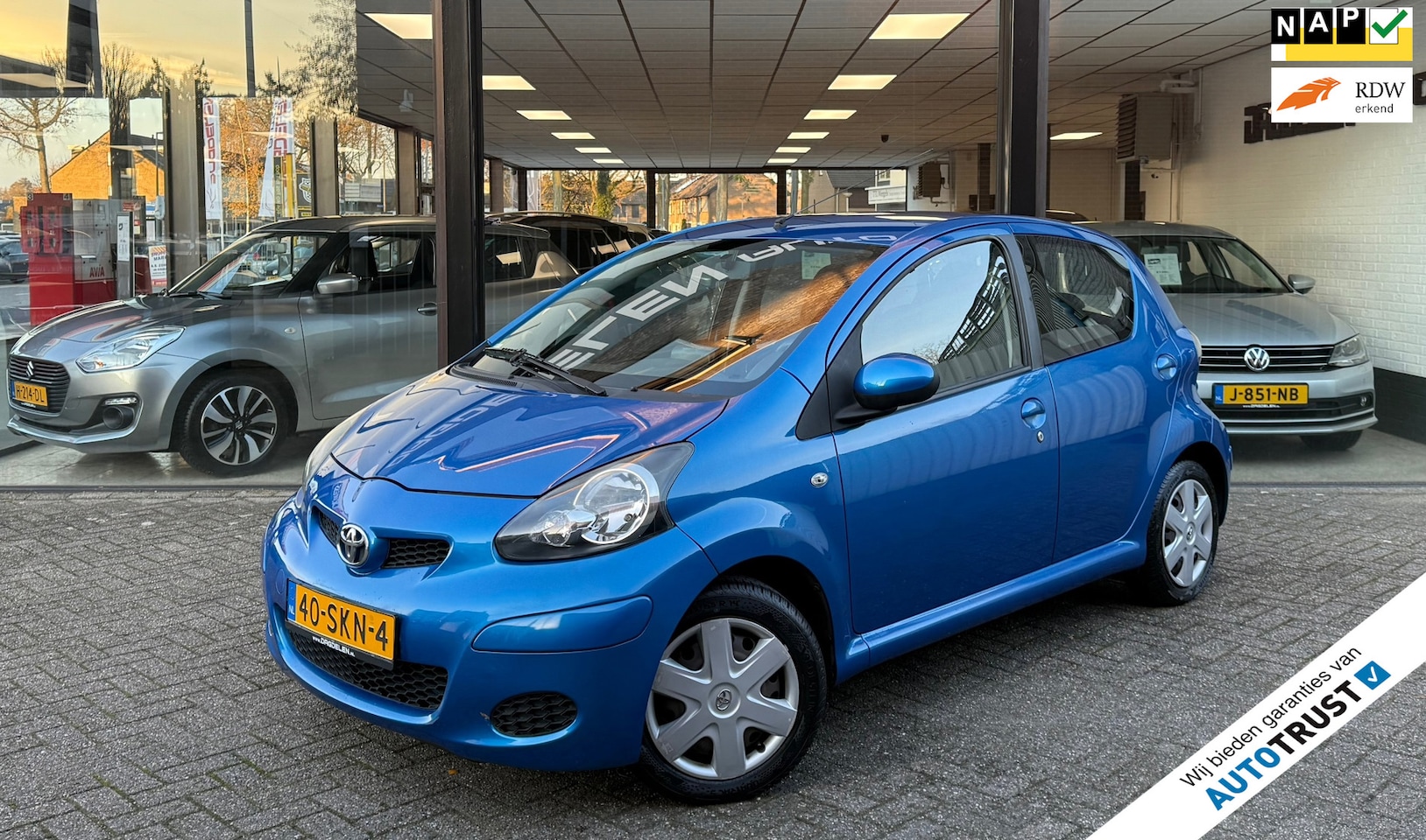 Toyota Aygo - 1.0-12V 5drs Navigator AUTOMAAT | NAVI | NAP | AIRCO - AutoWereld.nl